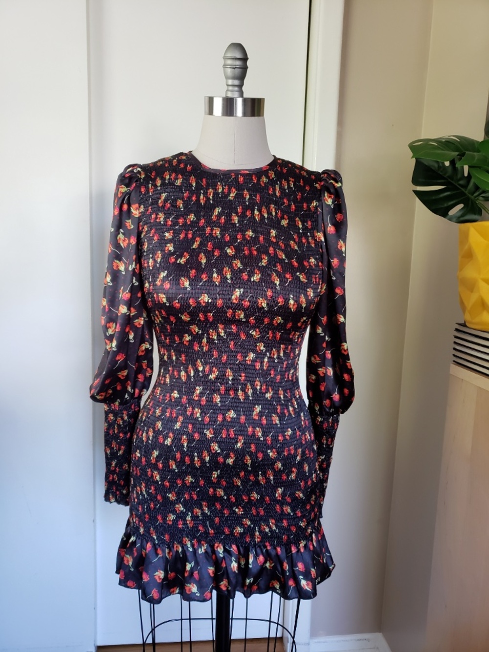 ASOS Chic Smocked Floral Mini Dress Size 4
